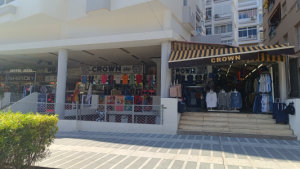 Foto de fachada de tienda Crown en Torremolinos