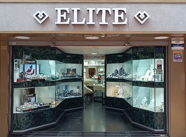 Foto de Escaparate de Joyería Elite en Torremolinos