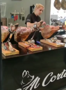 Charcuteria Jamoneria Al Corte